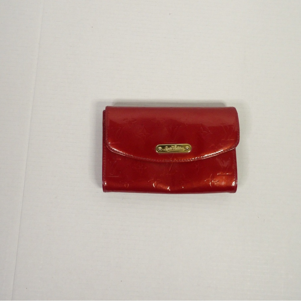 Louis Vuitton Cherry Red Vernis Bel Air Pouchette